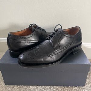 Men’s black Ralph Lauren leather shoes, Size 10D.